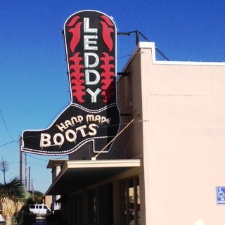 LEDDY BOOT SIGN OUTSIDE